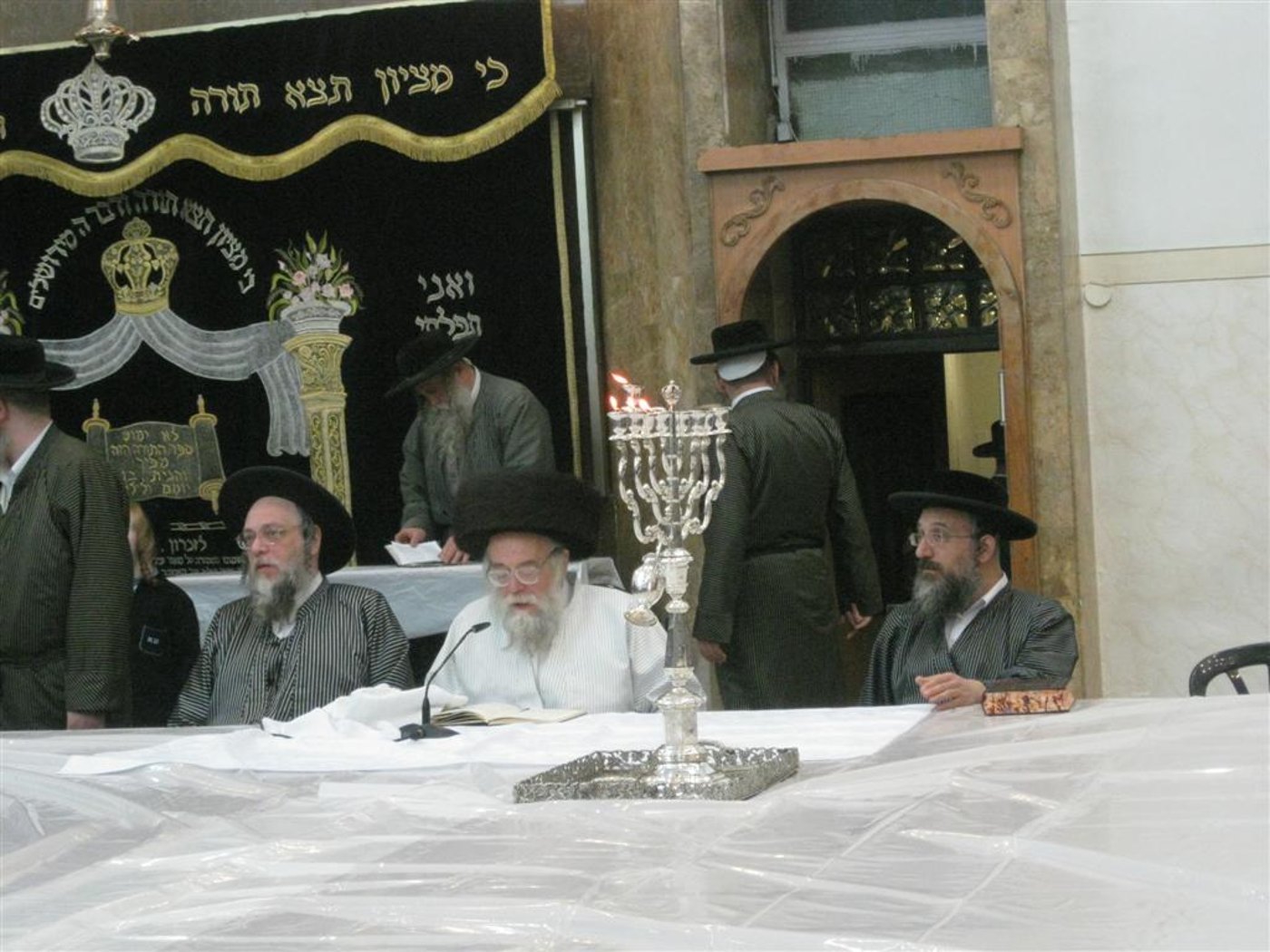תיעוד: נר חנוכה, נוסח תולדות אהרן