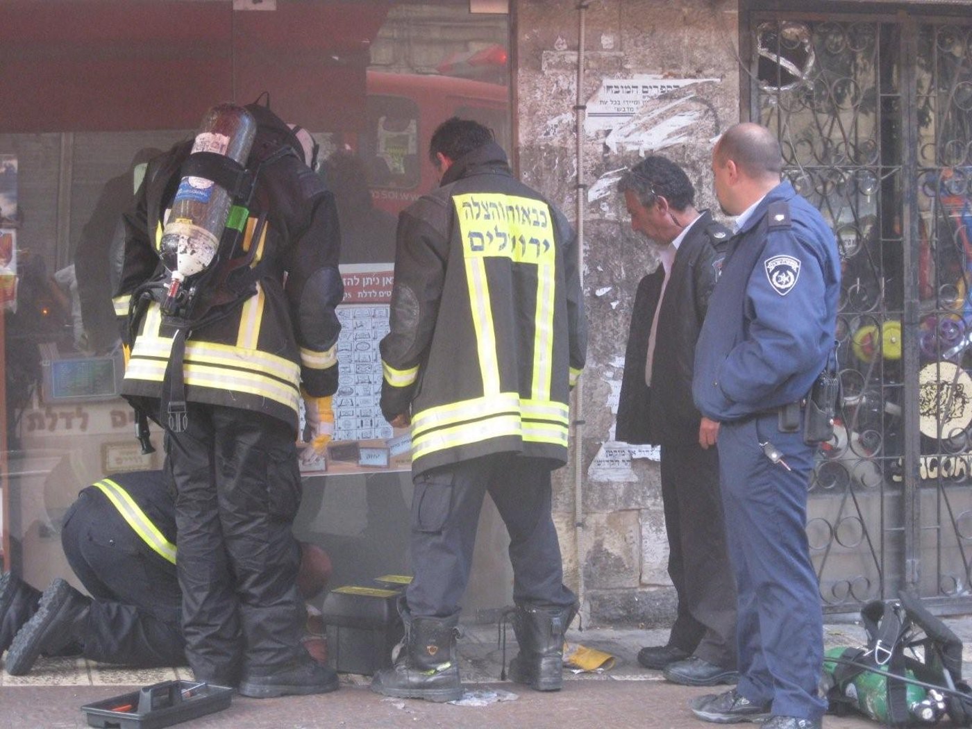 בערב שבת: מאה שערים בערה