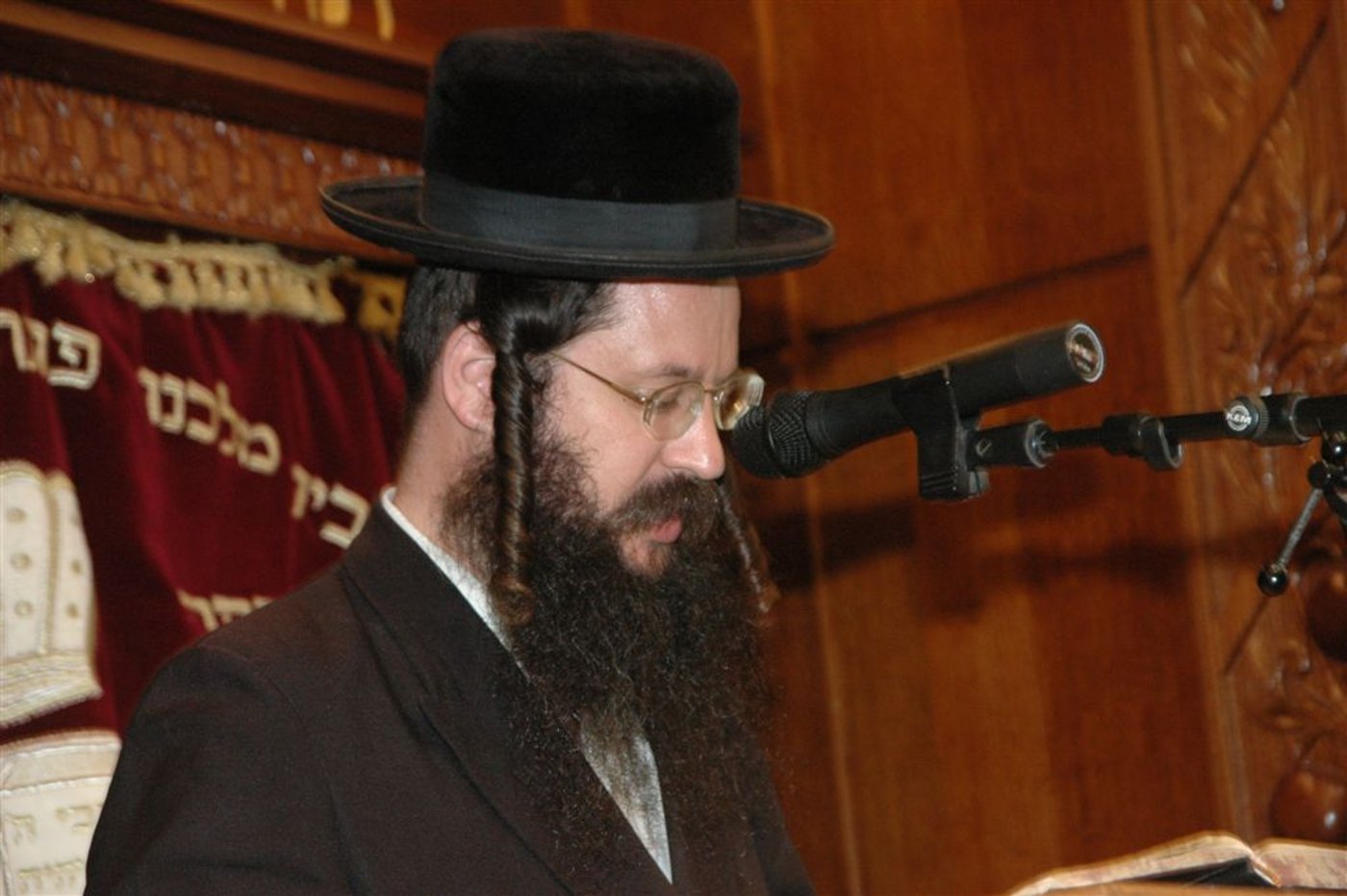 הרב לנדא על שטראוס: "הסיגו גבולו של הקב"ה"