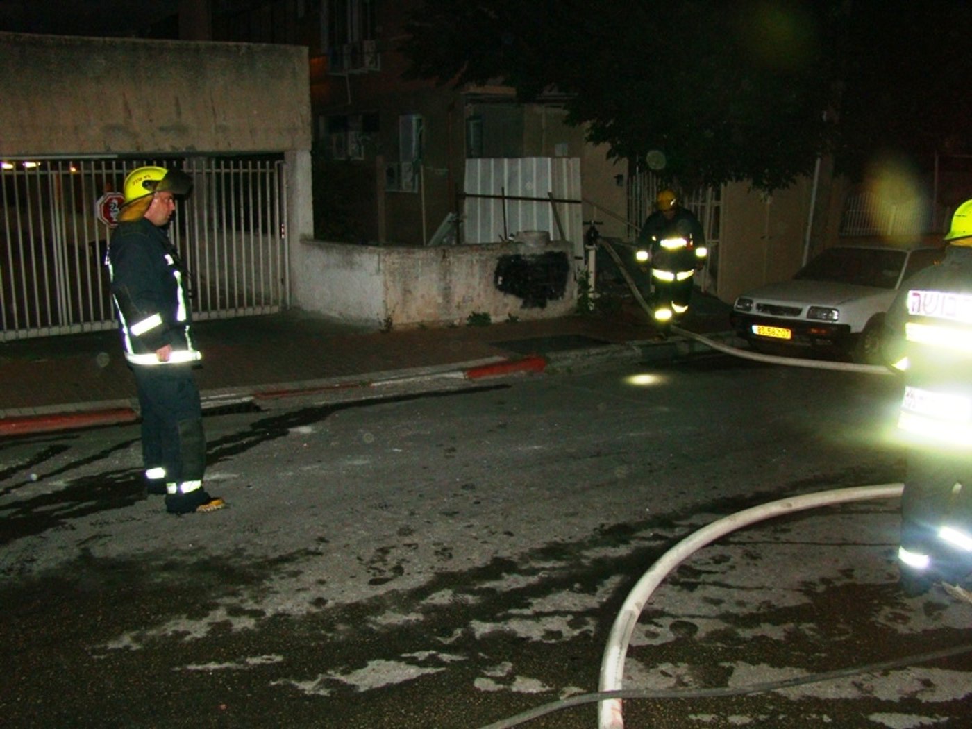 מאפיה עלתה באש בבני ברק; הבעלים התמוטט