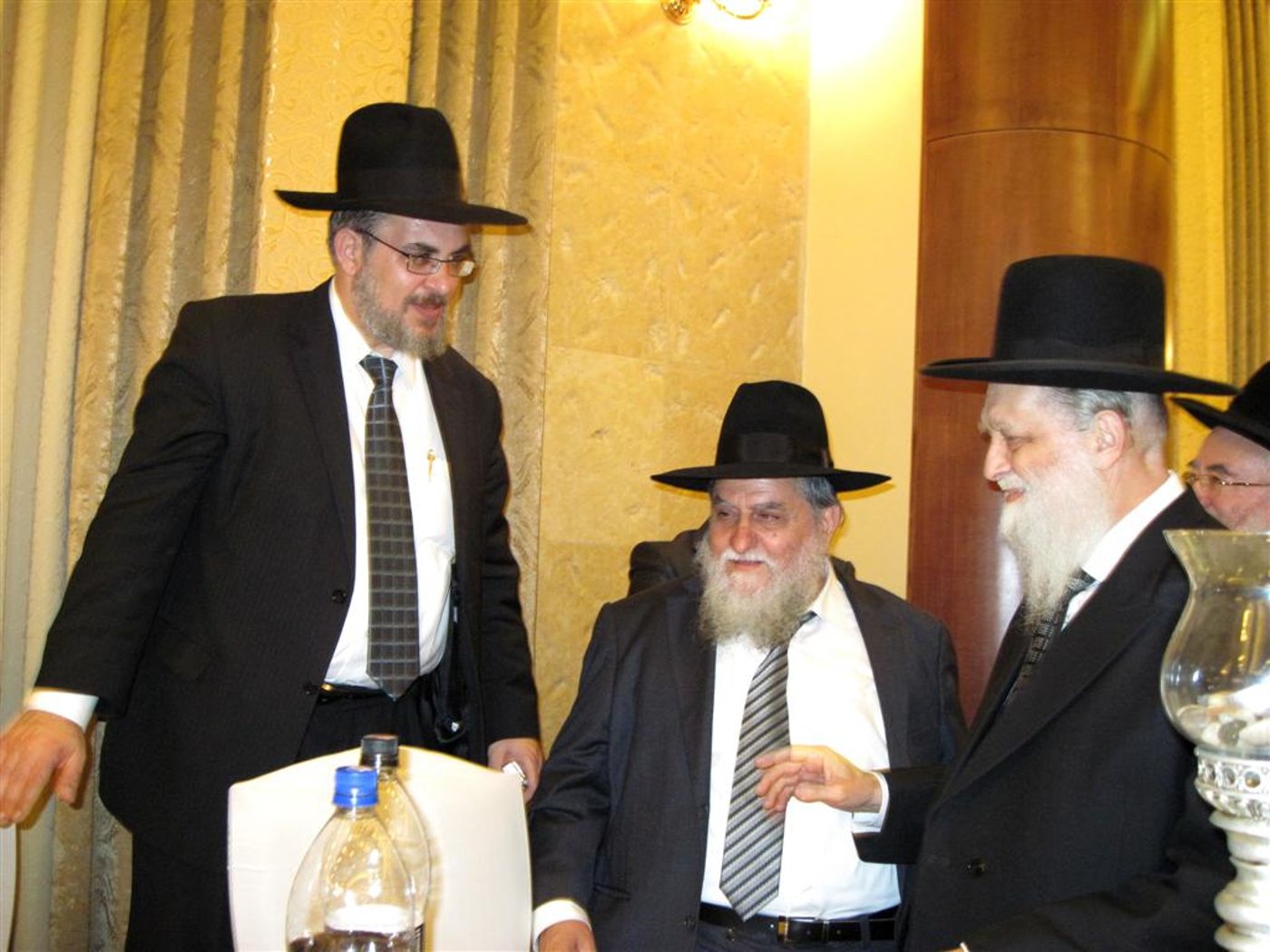 חתונת נכד הרב יוסף כהן יו"ר אירגון החסד ´חסדי נעמי´