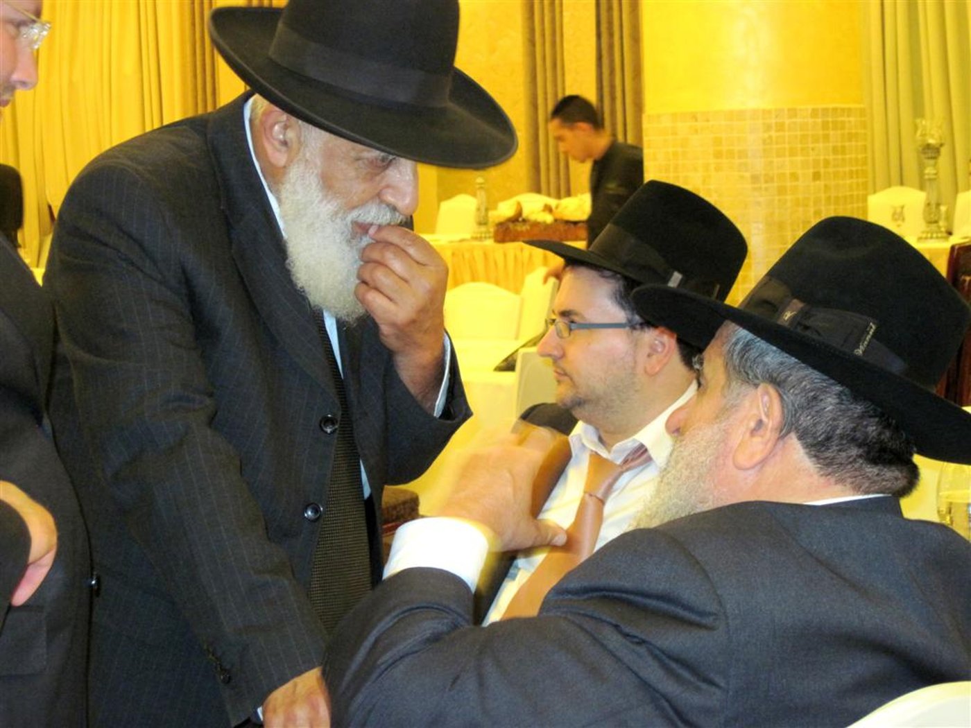 חתונת נכד הרב יוסף כהן יו"ר אירגון החסד ´חסדי נעמי´