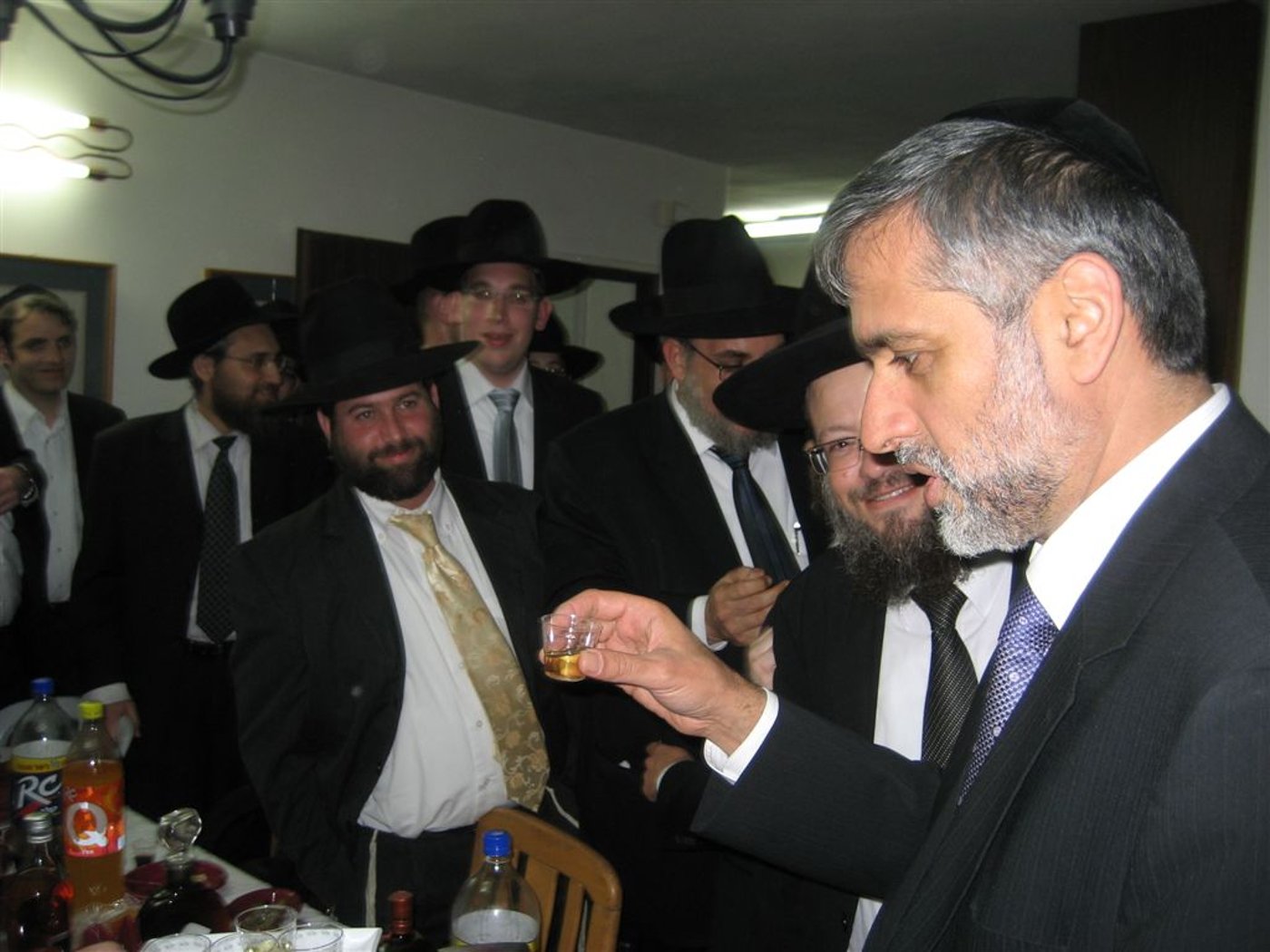 תמונות: השר ישי ב"ווארט" לבנו של ראש עיריית בני-ברק
