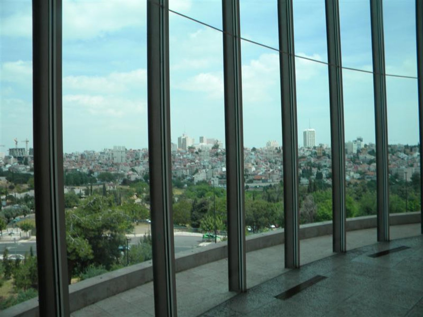 הפשרה המסתמנת: "בית יעקב" יחולק לשתי מגמות