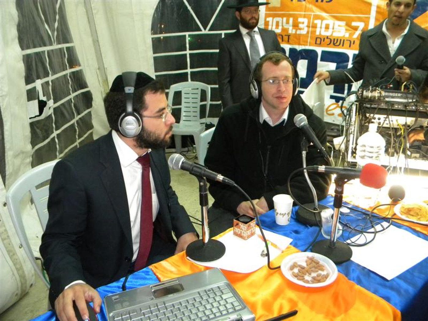 מאות-אלפים במירון; אלפי שוטרים בכוננות שיא בציון