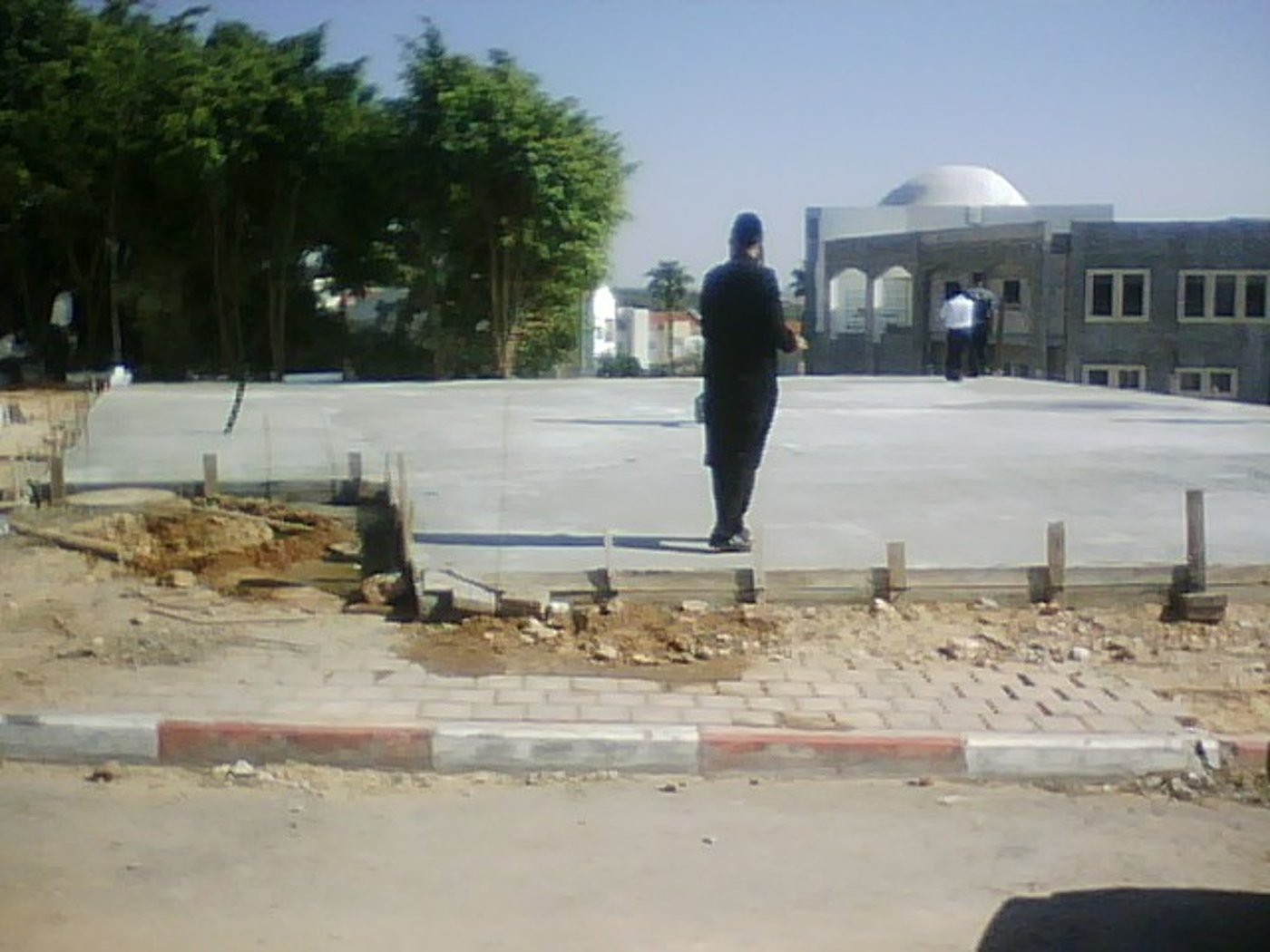 עיריית אלעד רוצה להרוס בית מדרש ברסלב בעיר