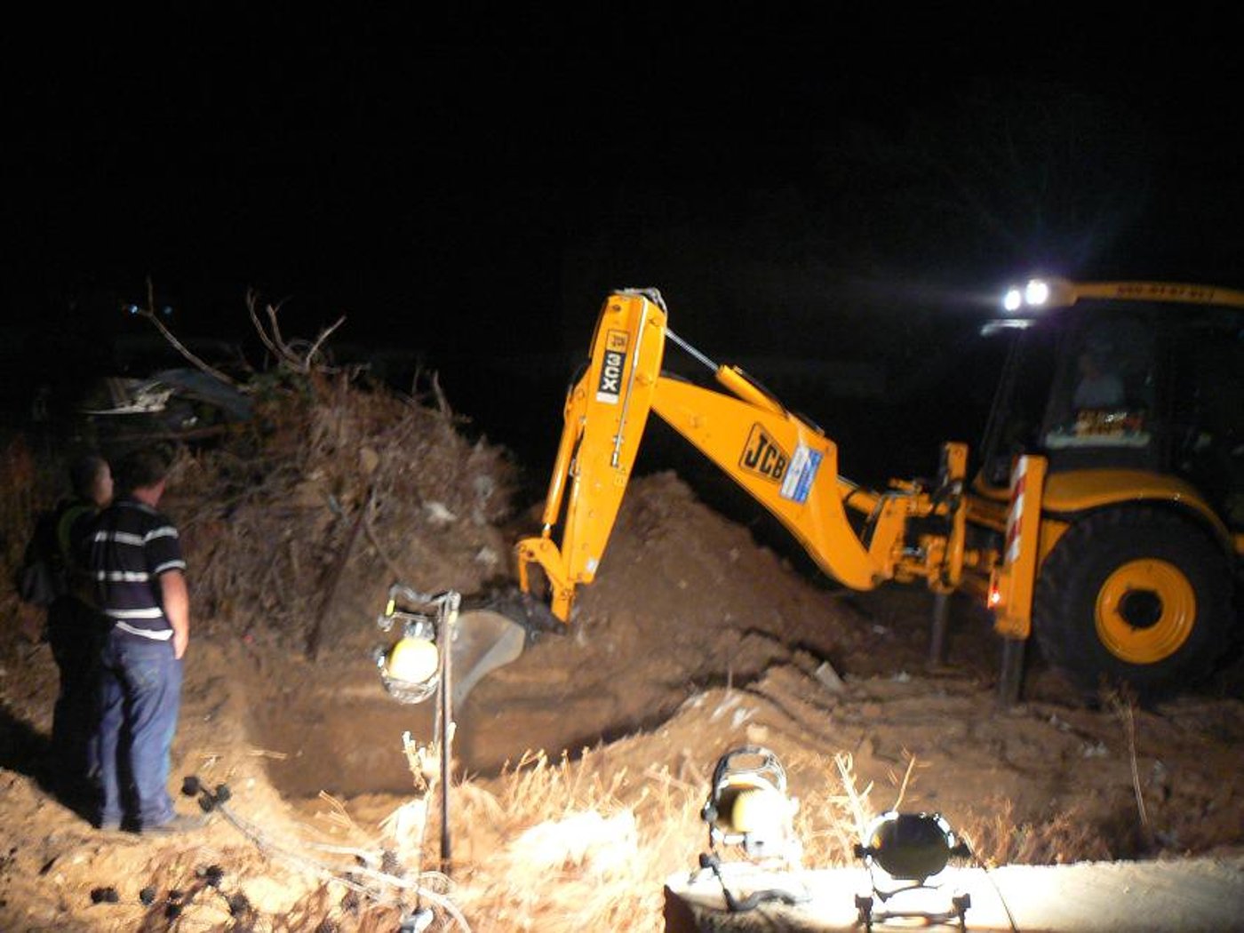 4:10: חרדים עשו תרגיל לשוטרים; הגיעו למתחם