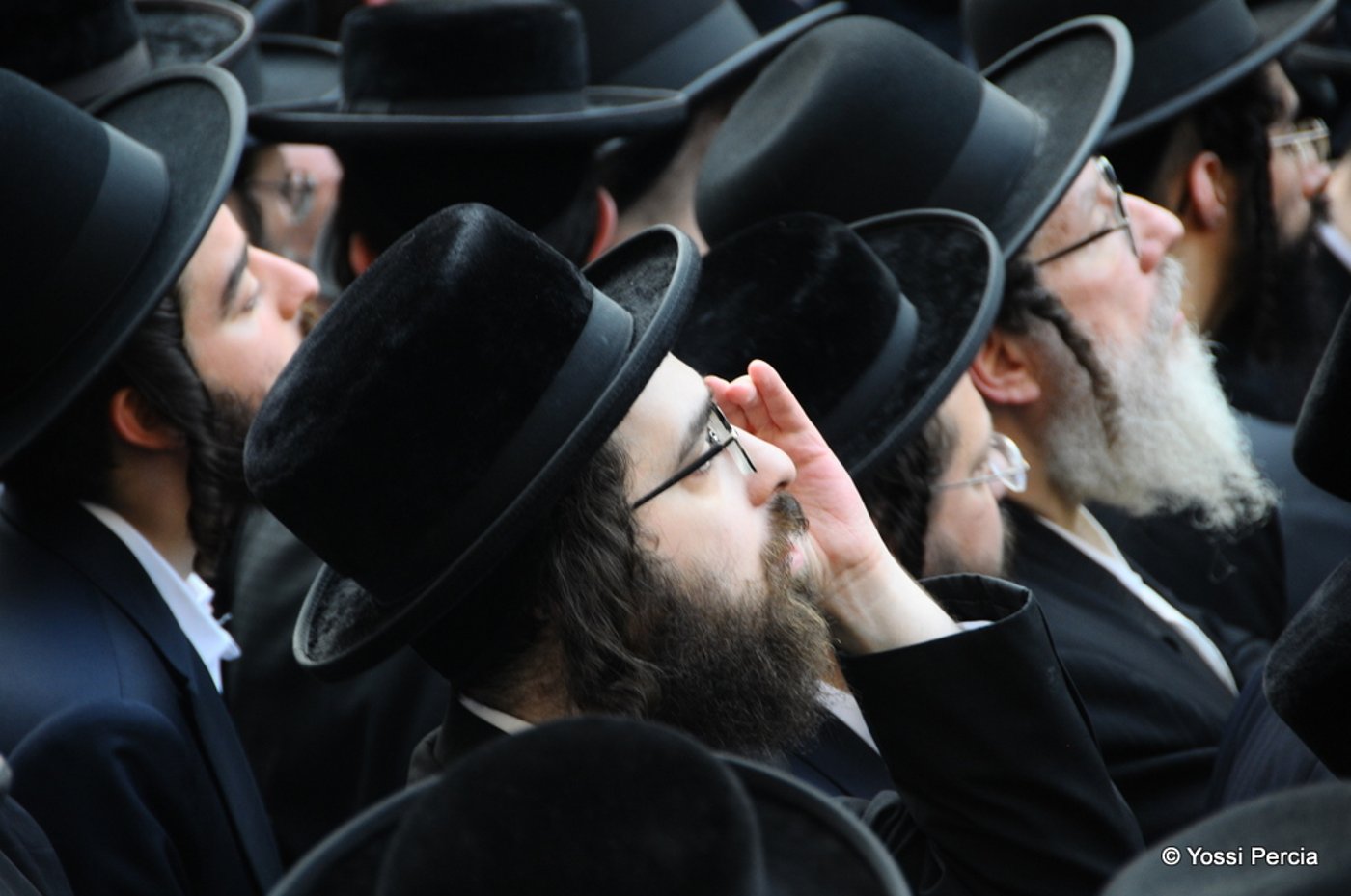 גלריית ענק: דרכה האחרונה של הרבנית מסאטמר ע"ה