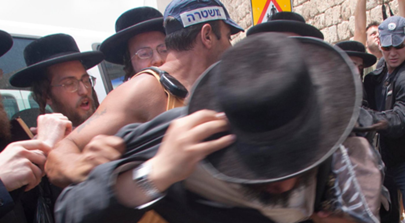 הפגנה, השבוע