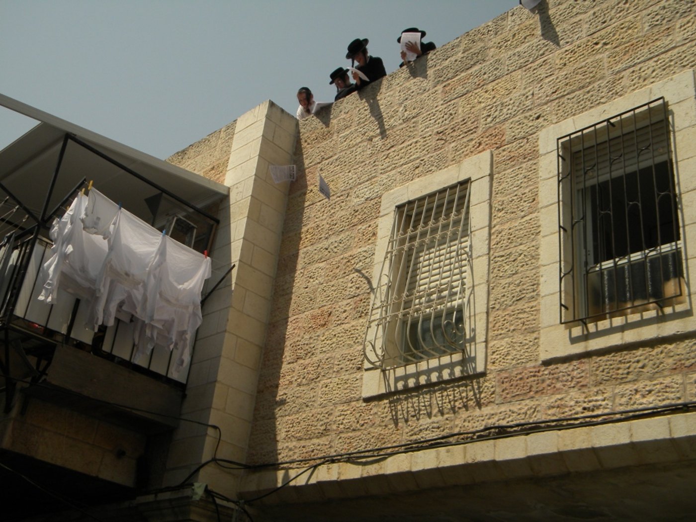 הגר"ח מחה ביפו, הגאב"ד קונן במאה שערים • מיוחד