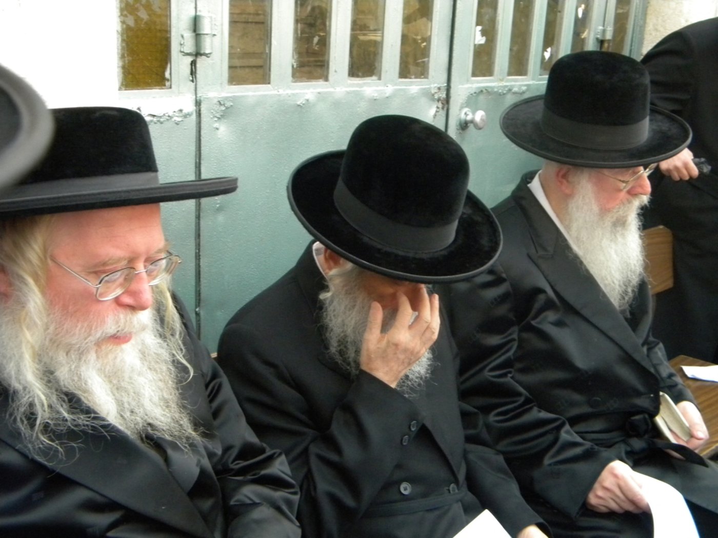 הגר"ח מחה ביפו, הגאב"ד קונן במאה שערים • מיוחד