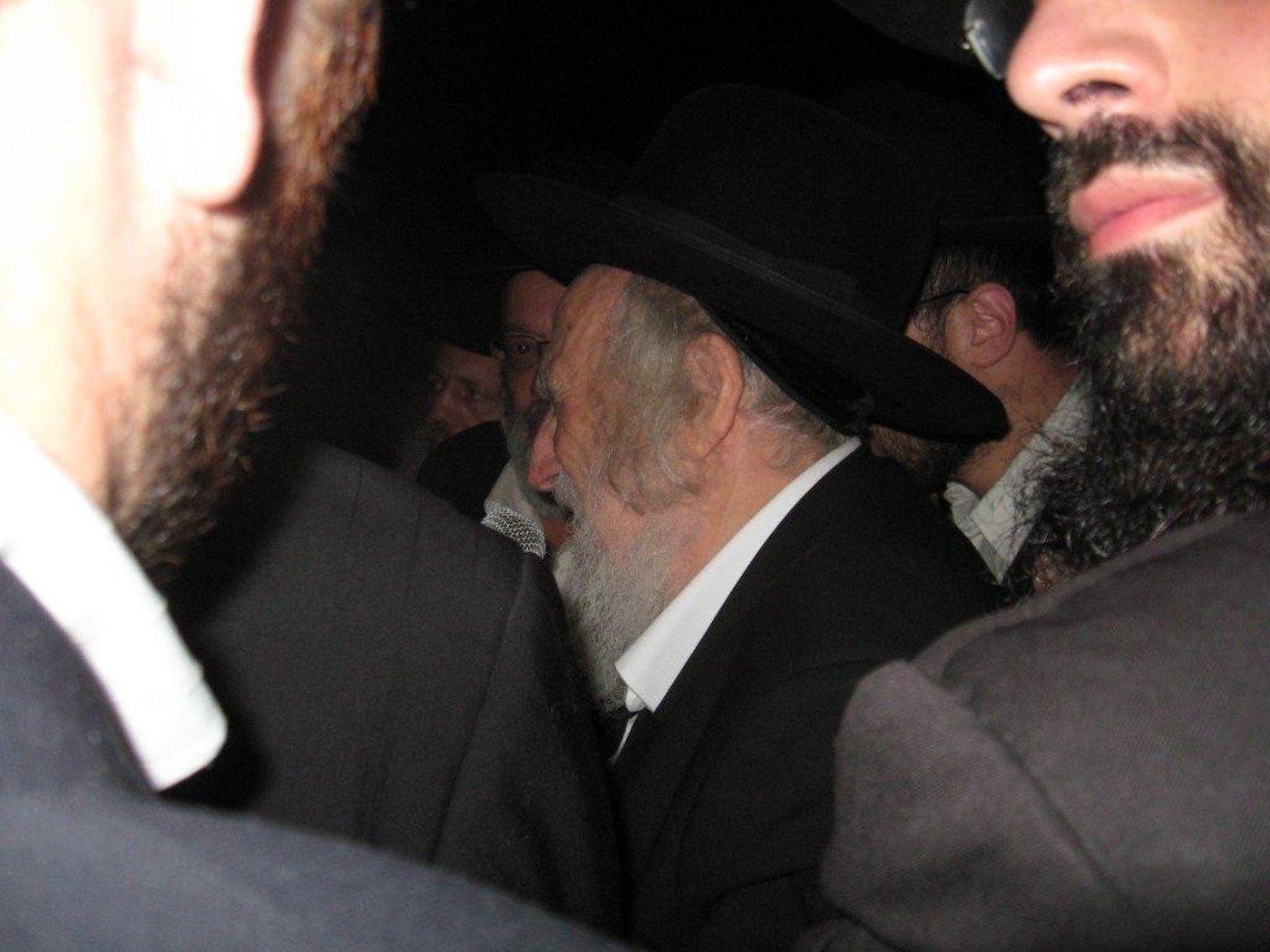 תמונות: הלווית הגאון רבי דוד גריינמן זצ"ל