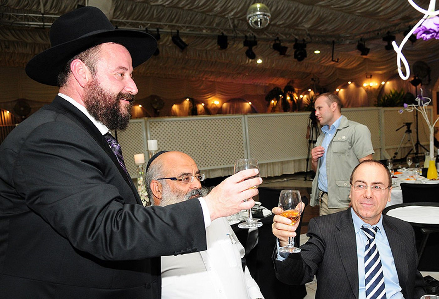 גלריה: העסקן שאיחד את המפלגות לערב אחד