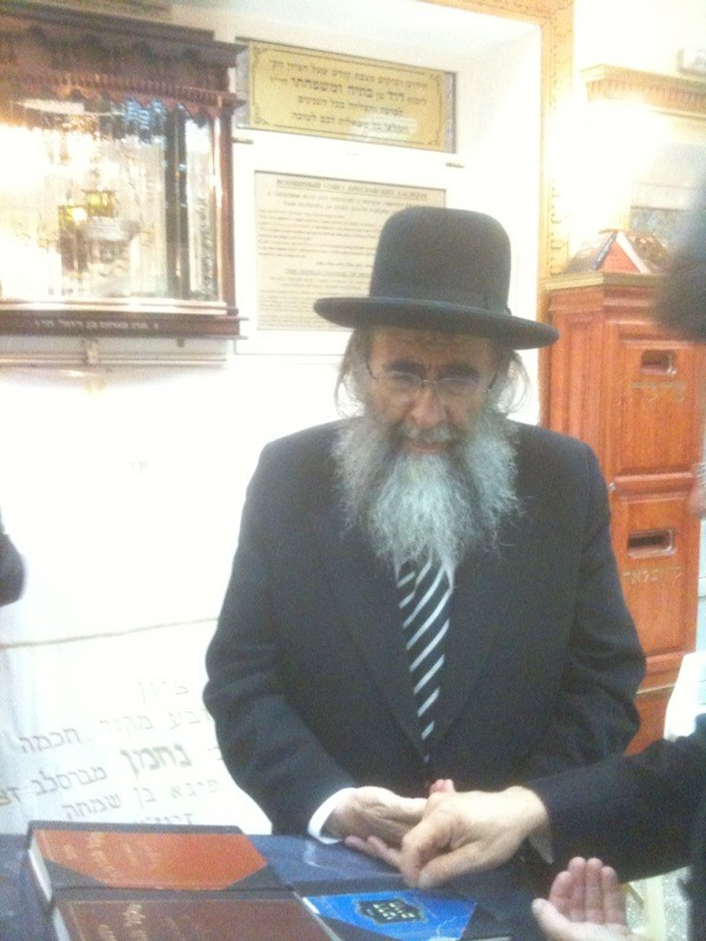 תמונות: ראש-ישיבת "קול תורה" באומן