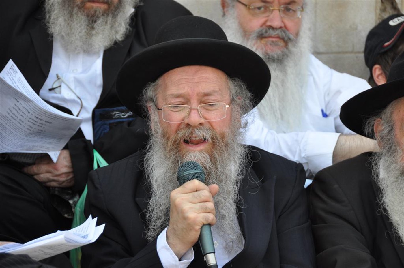 בתקיעת שופרות ובתפילה מיוחדת הוטלה קללה ביפו