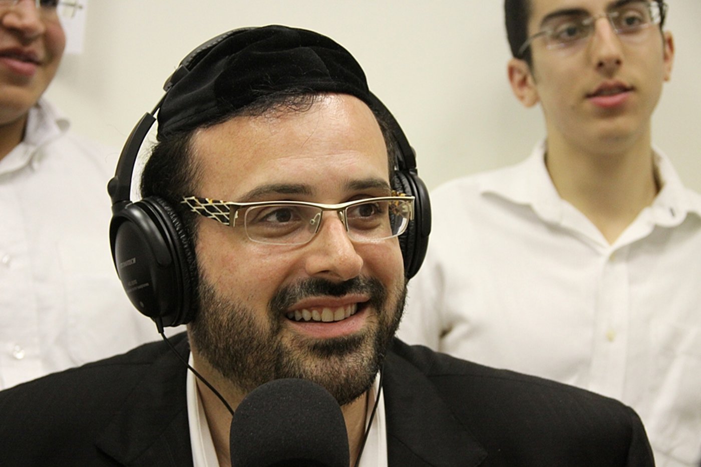 באולפן אחד: יידל, ברונר ושלמה כהן