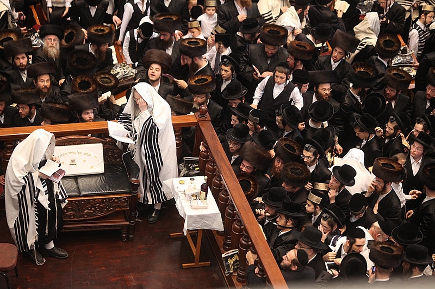 בית מקדש. מעט: הצצה מיוחדת לבית-המדרש הגדול בישראל