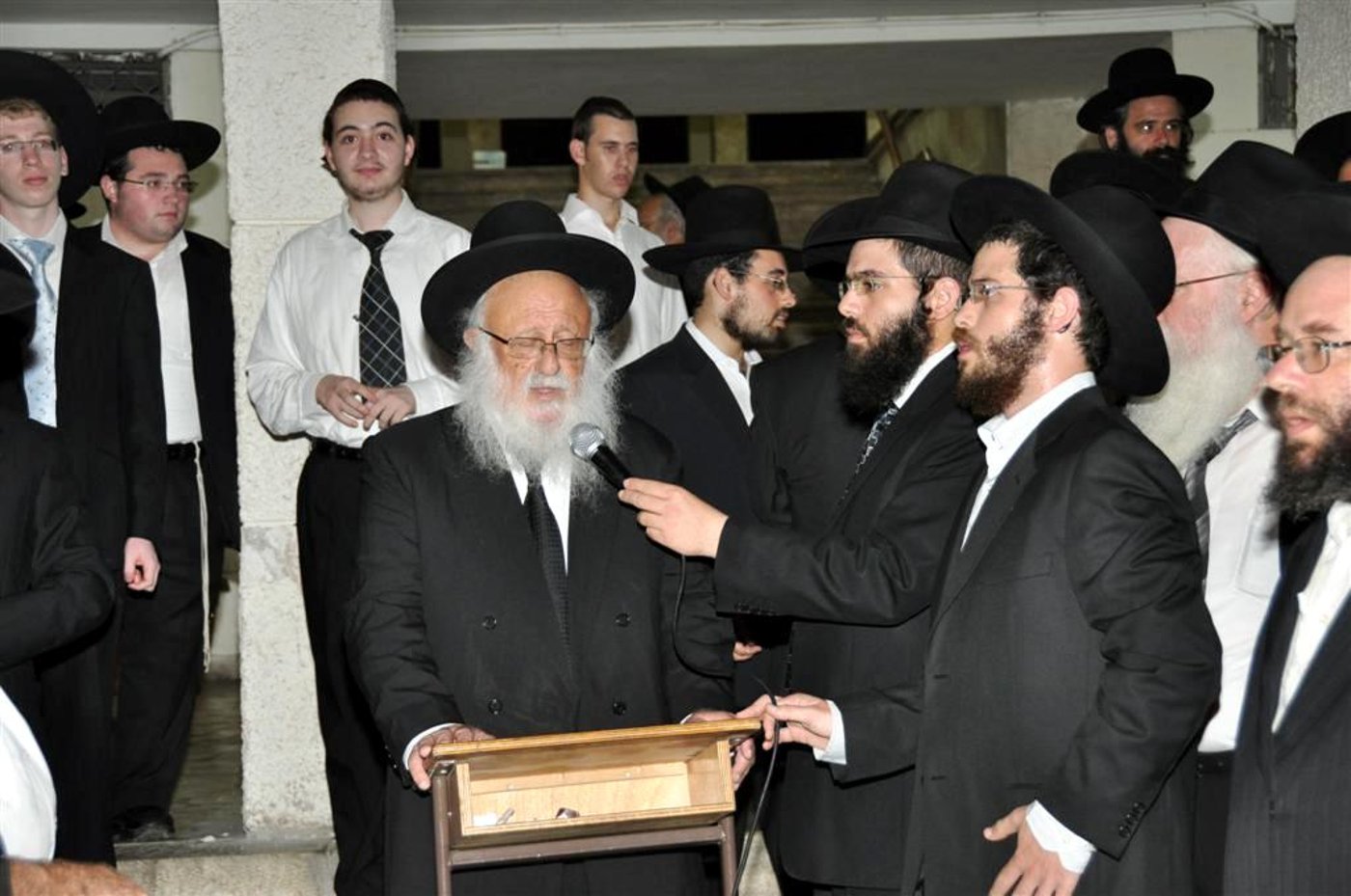 תמונות: הלויית הרה"צ ר´ בן ציון לייטנר זצ"ל מפוניבז´