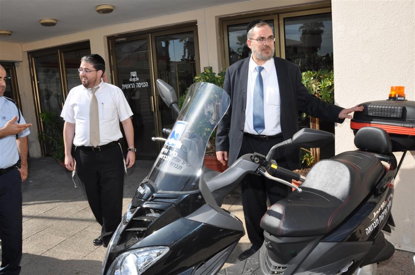 עושים סדר בבני-ברק: 15 אופנועים ישמרו על החוק