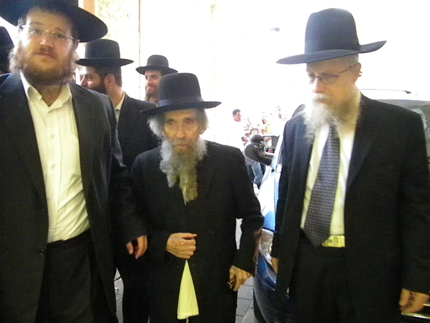 ישיבת "מיר" התעטפה חג: הגראי"ל הגיע לביקור מיוחד
