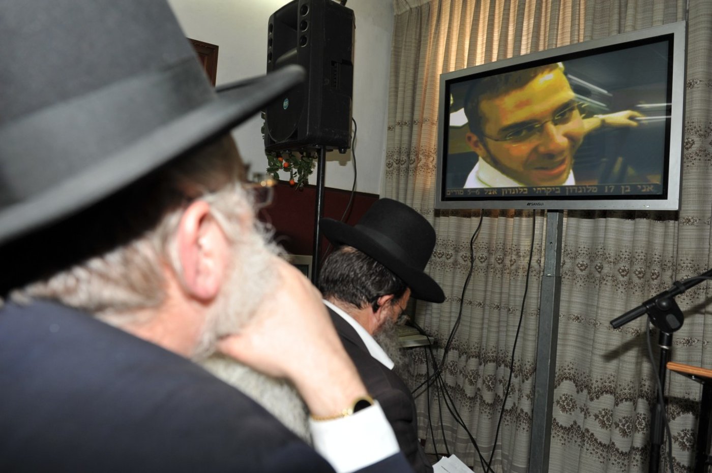 "קרע נוצר בליבי. אבל הגיע הזמן לצאת מאפילה לאור"