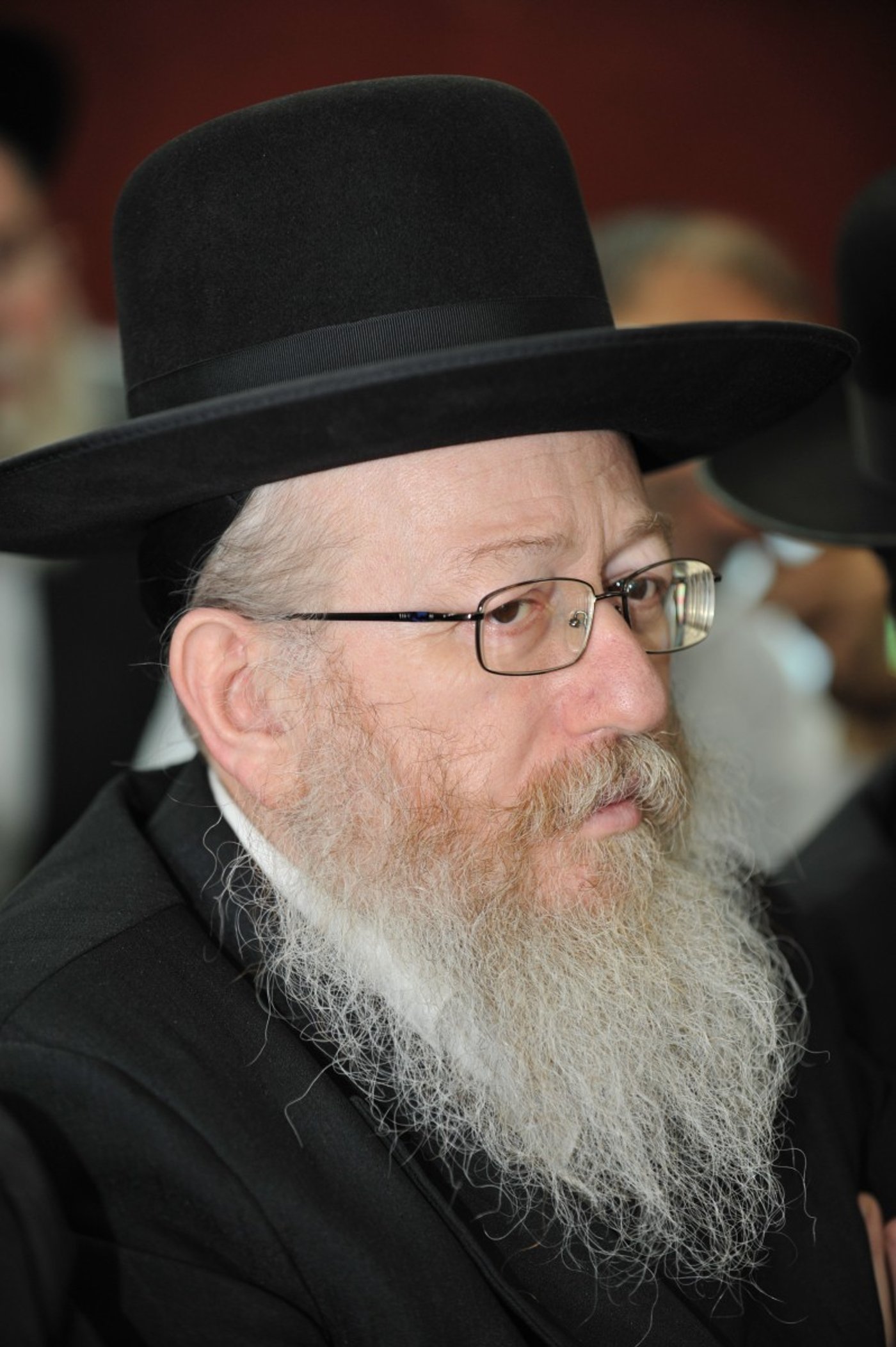 "קרע נוצר בליבי. אבל הגיע הזמן לצאת מאפילה לאור"