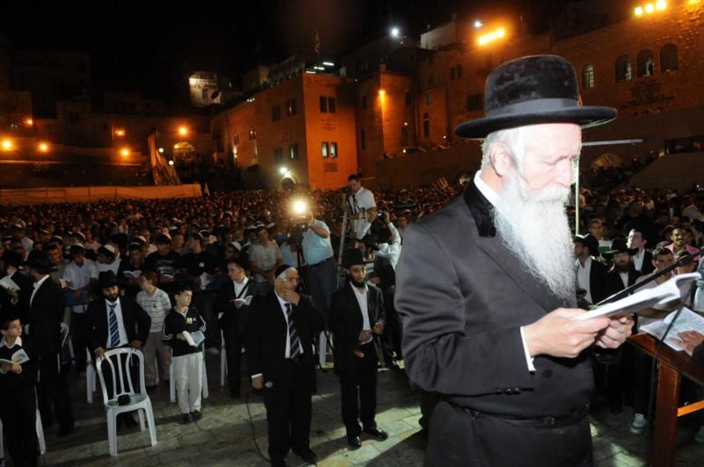 3:00 לפנות בוקר, הכותל המערבי: סליחות שבקעו רקיעים