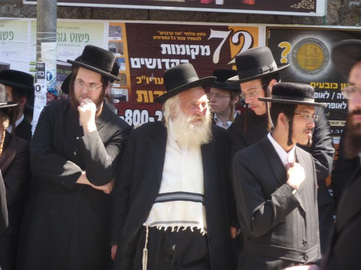 זעקות בכיכר: "רבותיי, נלך לחטוף מכות. זכות גדולה"