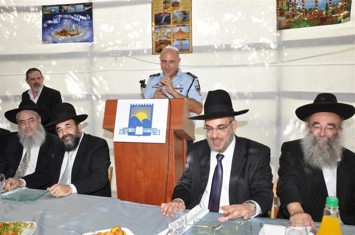 גלריה, וידאו: בסוכה של ראש העיר בני-ברק