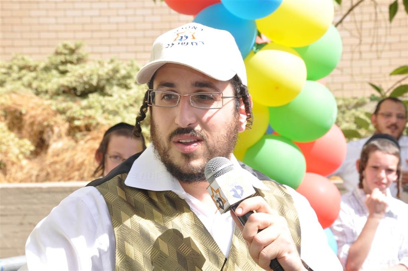 רק אצל החרדים: 1,000 איש משמחים חולה אחד