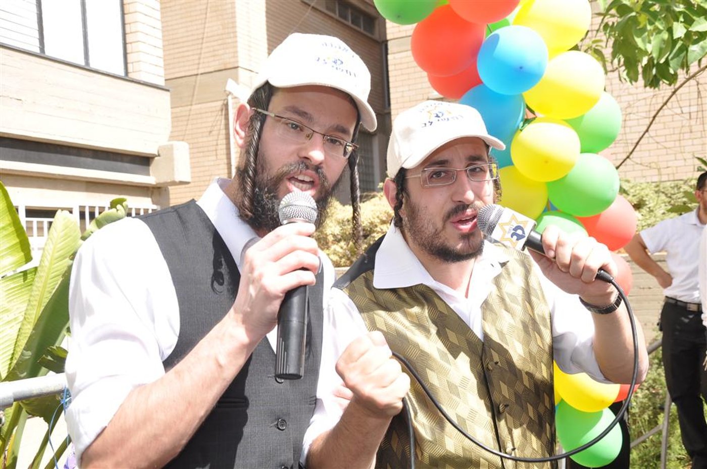 רק אצל החרדים: 1,000 איש משמחים חולה אחד