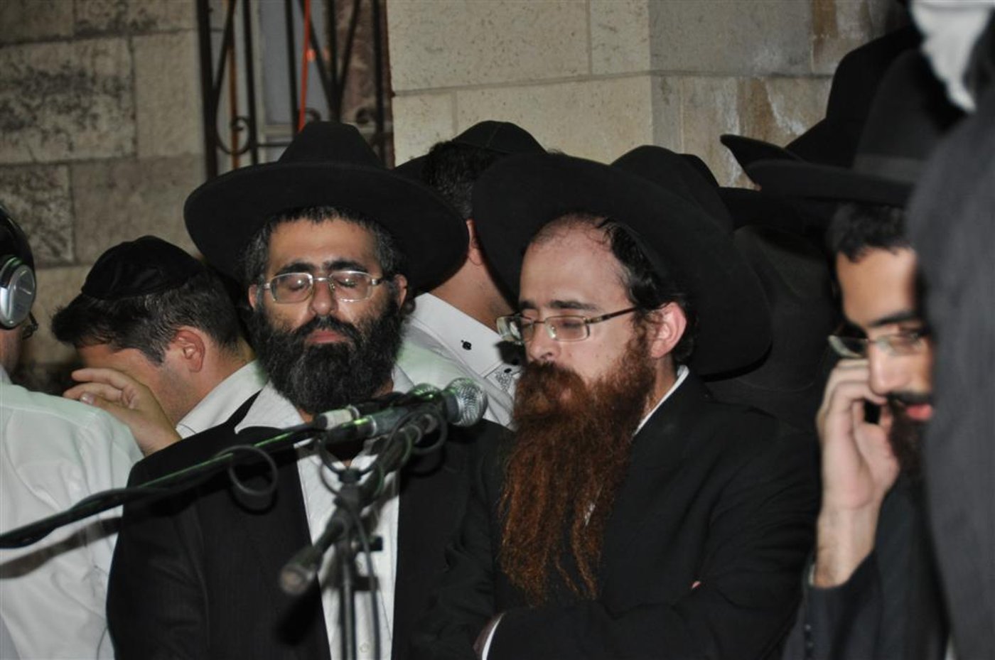 ובית ישראל יבכו: רבבות בהלווית הגר"י מועלם זצ"ל