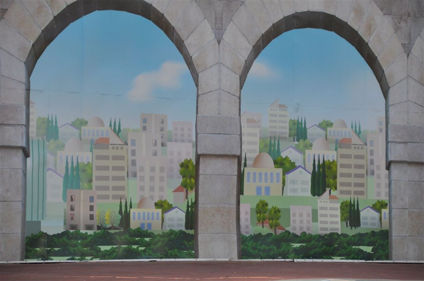 שינוי תדמית: בני-ברק מתכסה בתמונות
