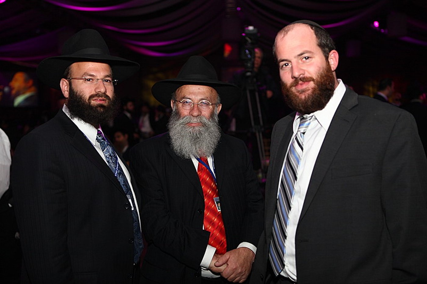 הגביר שתומך בחב"ד גילה: "מדוע אני תורם מיליונים?"