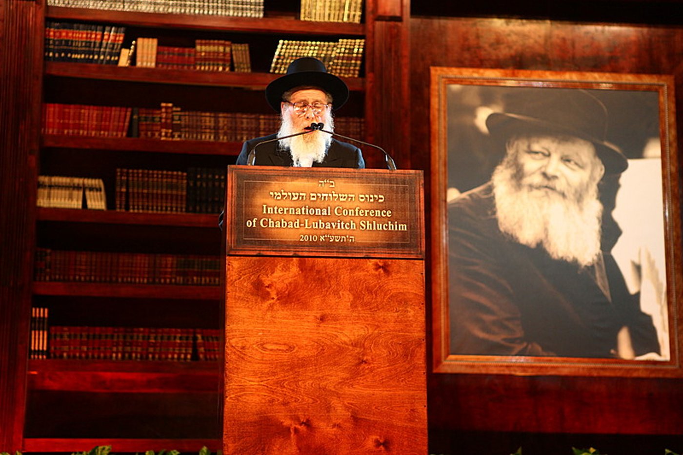 הגביר שתומך בחב"ד גילה: "מדוע אני תורם מיליונים?"