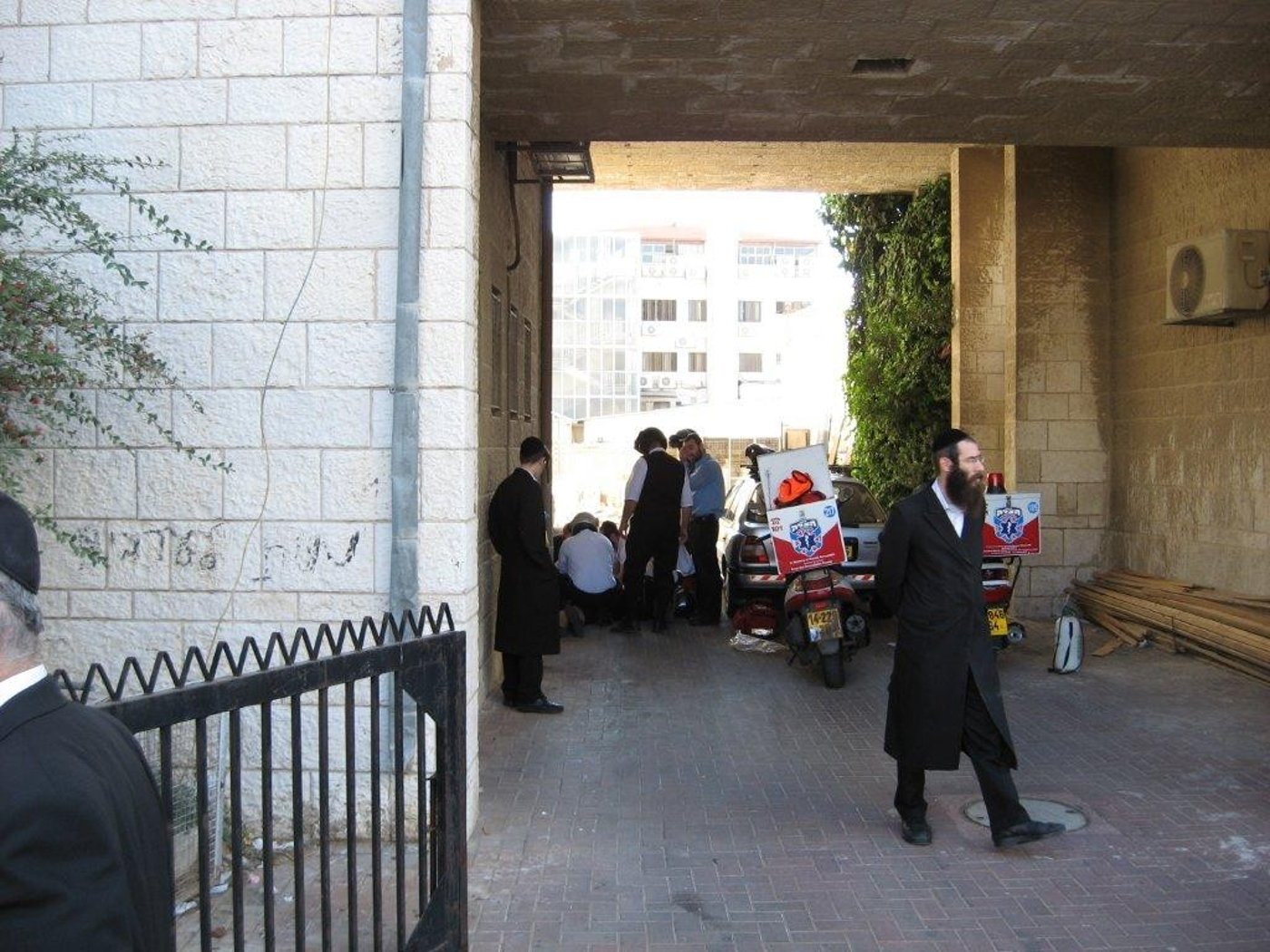 ירושלים: בחור ישיבה נפל ונפצע קשה
