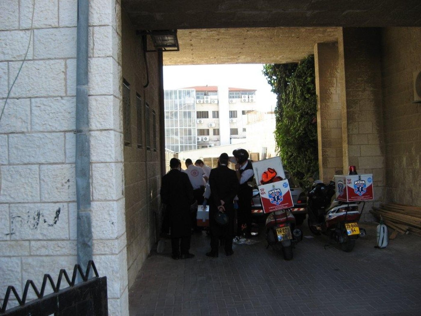 ירושלים: בחור ישיבה נפל ונפצע קשה