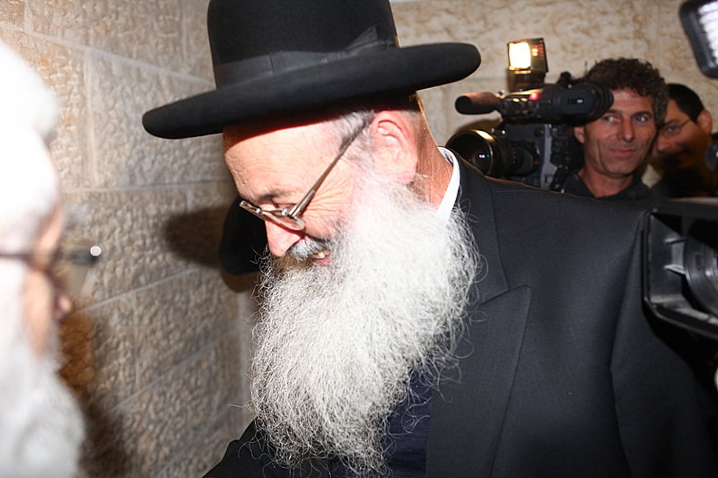 הלילה הדרמטי של מועצת החכמים: סיקור מלא ומיוחד