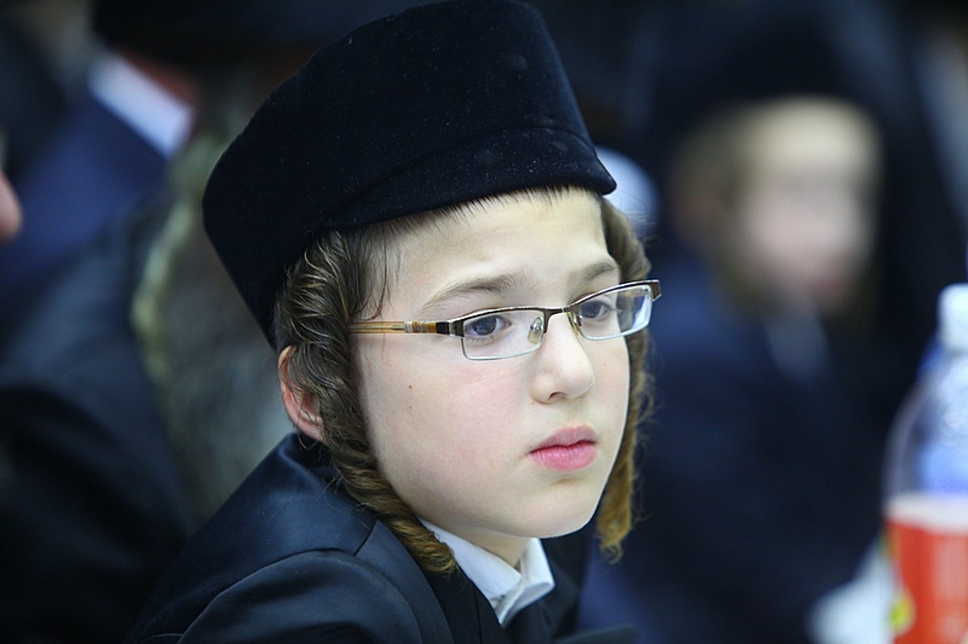 שׂוֹשׂ תָּשִׂישׂ: חתונת נכד כ"ק האדמו"ר מנדבורנא