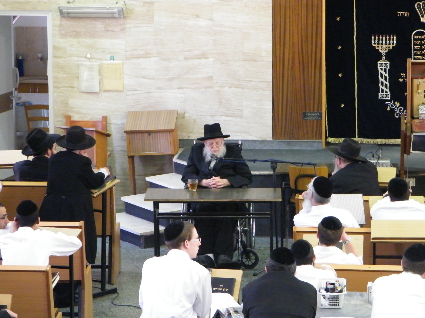 בשיעור שמסר לתלמידיו בחודשים האחרונים