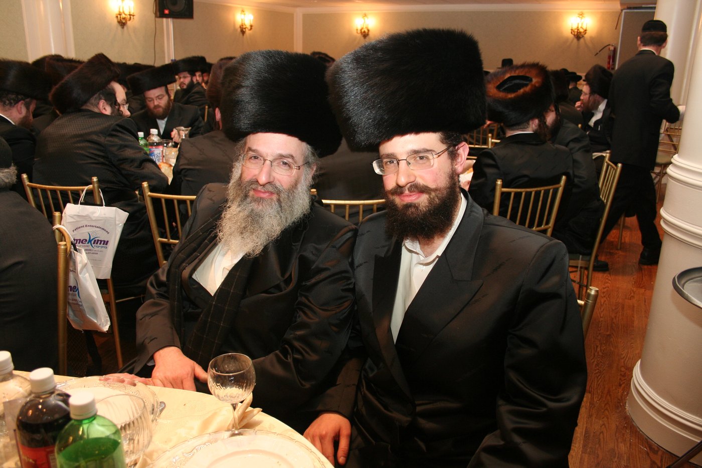 ישראל ורדיגר: "בגלל הרבנים, אני מופיע רק בחתונות"
