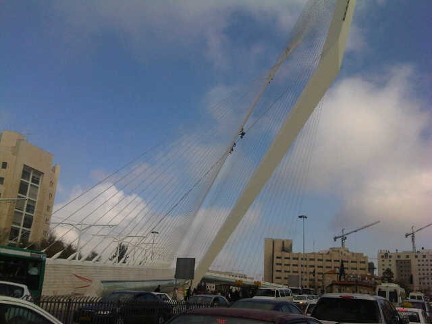 גשר צר מאוד