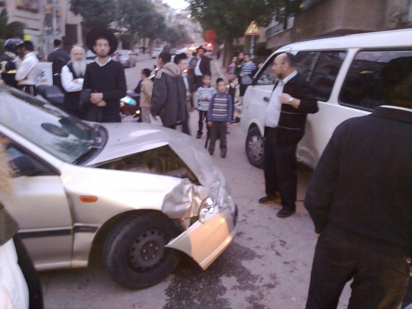 אם ובתה נפצעו בתאונה בבני-ברק