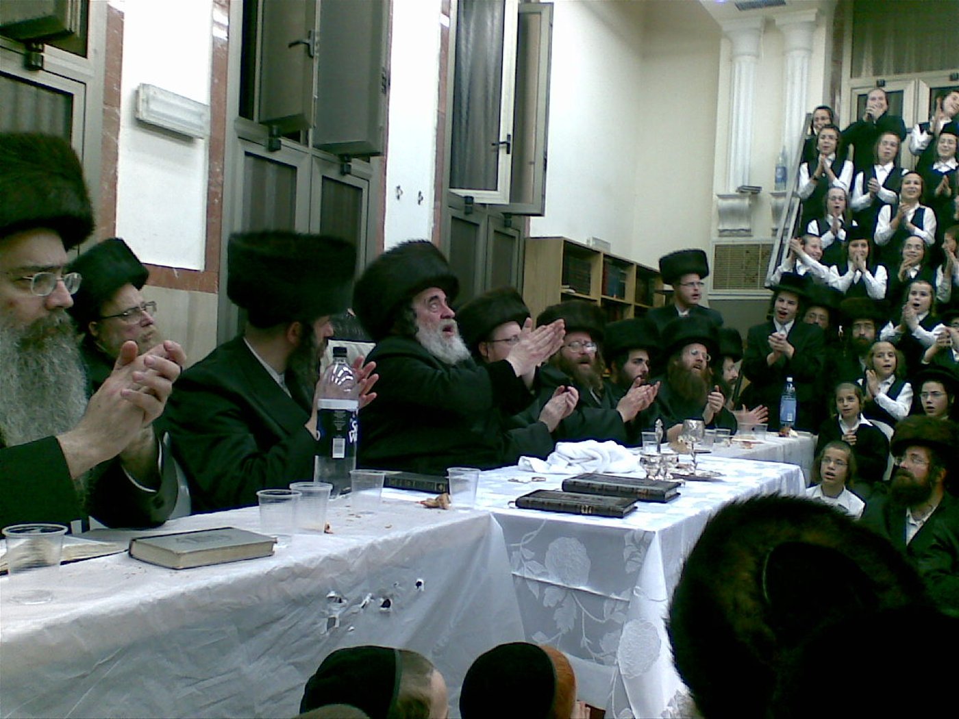 הרה"צ עם חסידי ויז'ניץ באשדוד