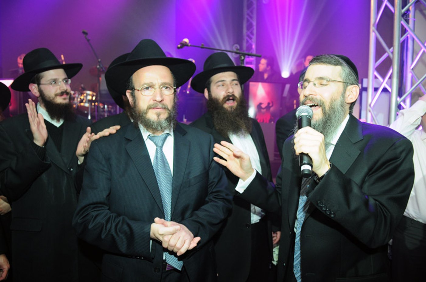 גלריית ענק: פריד הופיע בהר-חומה