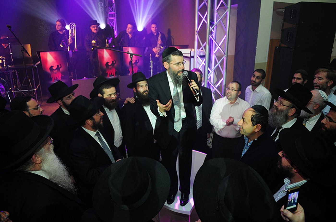 גלריית ענק: פריד הופיע בהר-חומה