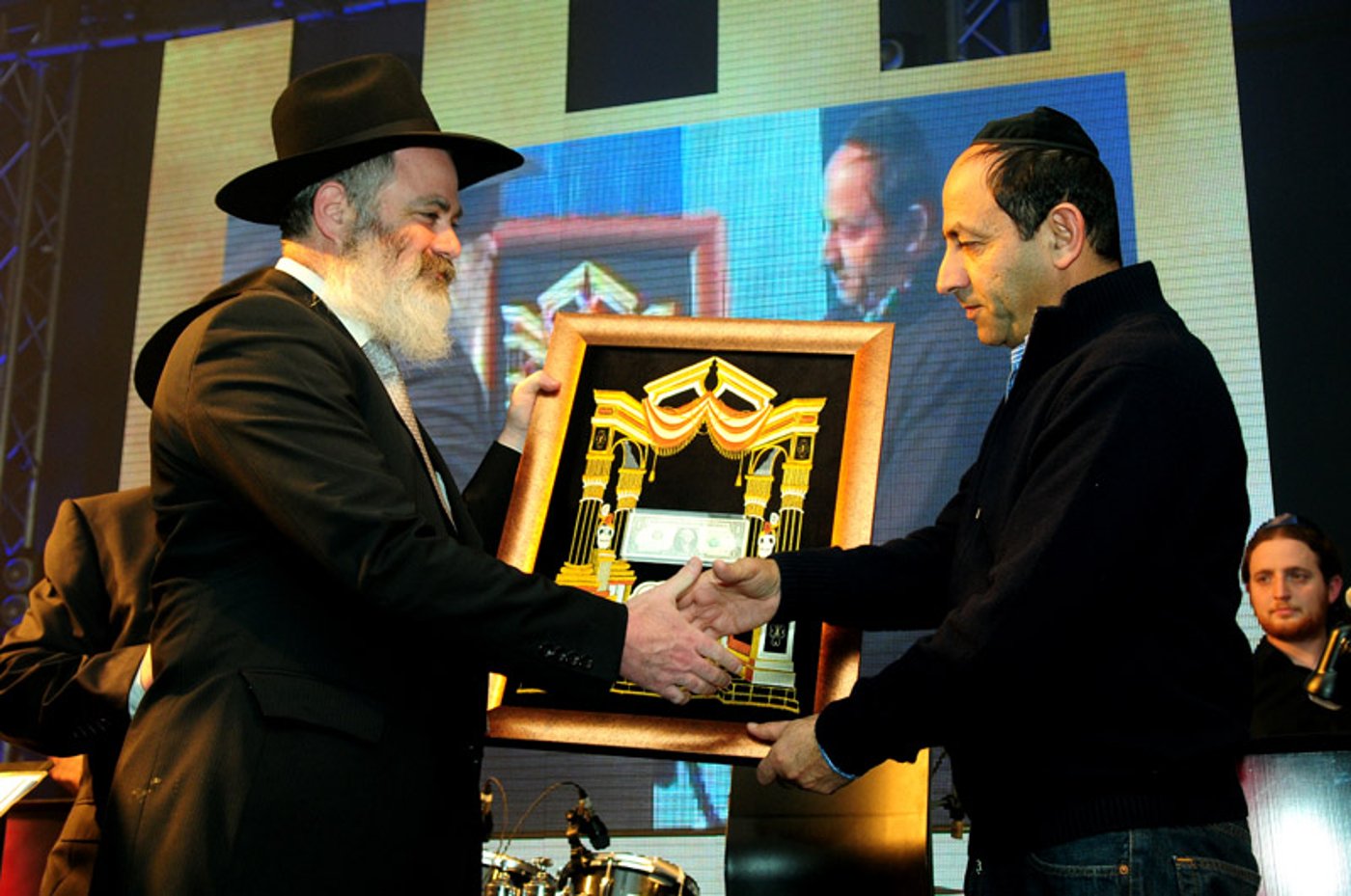 גלריית ענק: פריד הופיע בהר-חומה