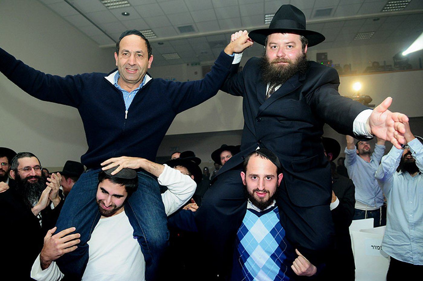 גלריית ענק: פריד הופיע בהר-חומה