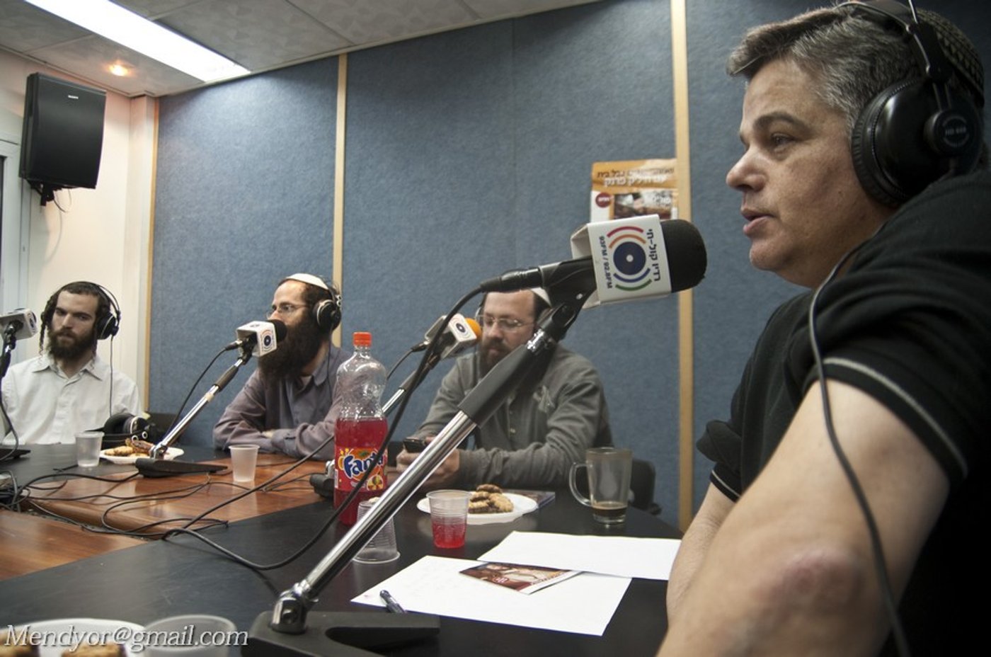 חגיגה באולפן: חיליק פרנק ברדיו "קול חי"