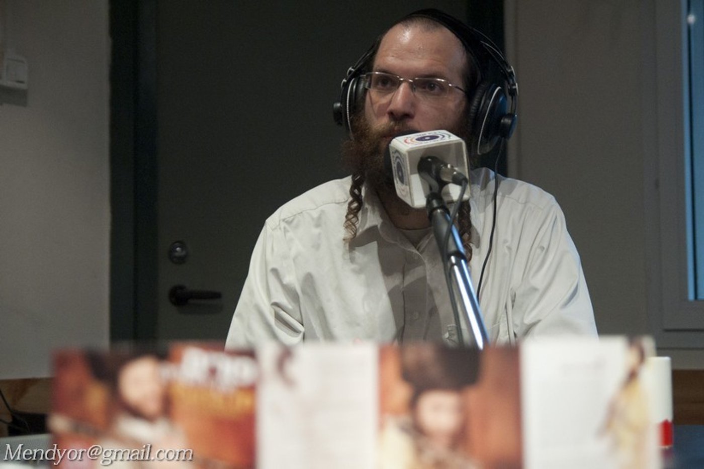 חגיגה באולפן: חיליק פרנק ברדיו "קול חי"